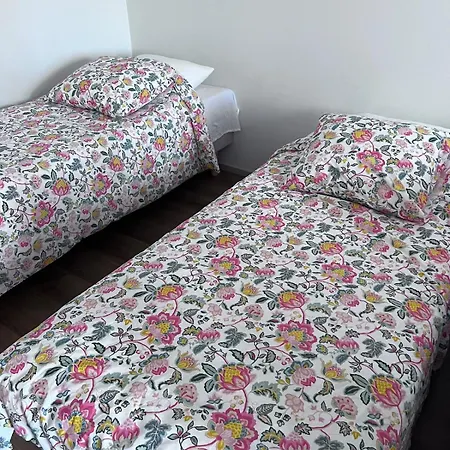 아파트 One Room, Kitchen, Balcony *